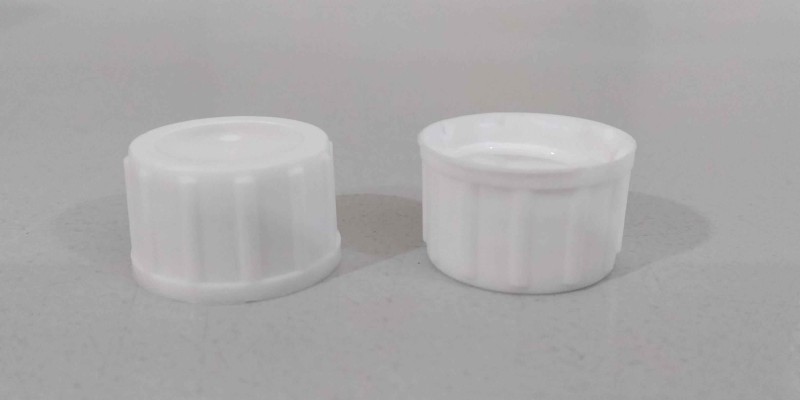 Uzáver k liekovkám a tabletovkám GL 18